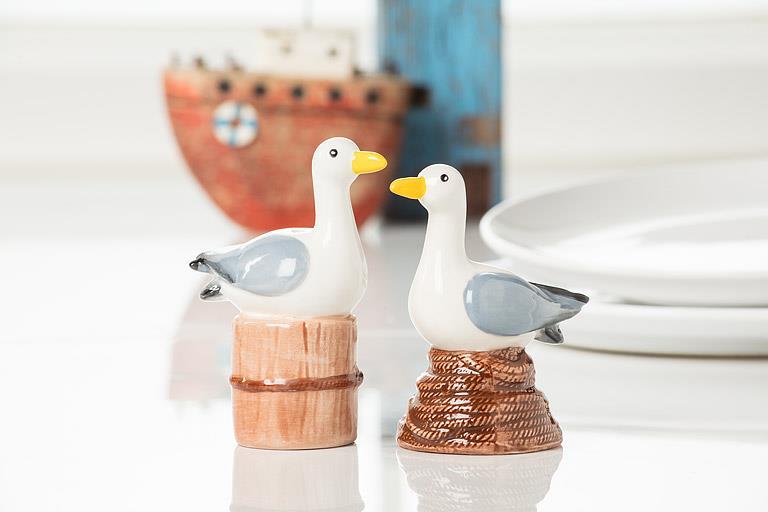 S&P Perching Seagulls