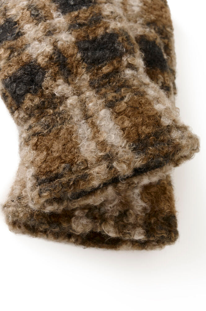 Mittens Oms
