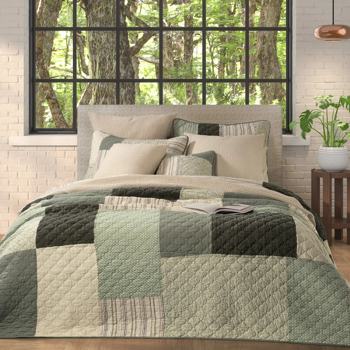 Quilt Broccolini w/Shams