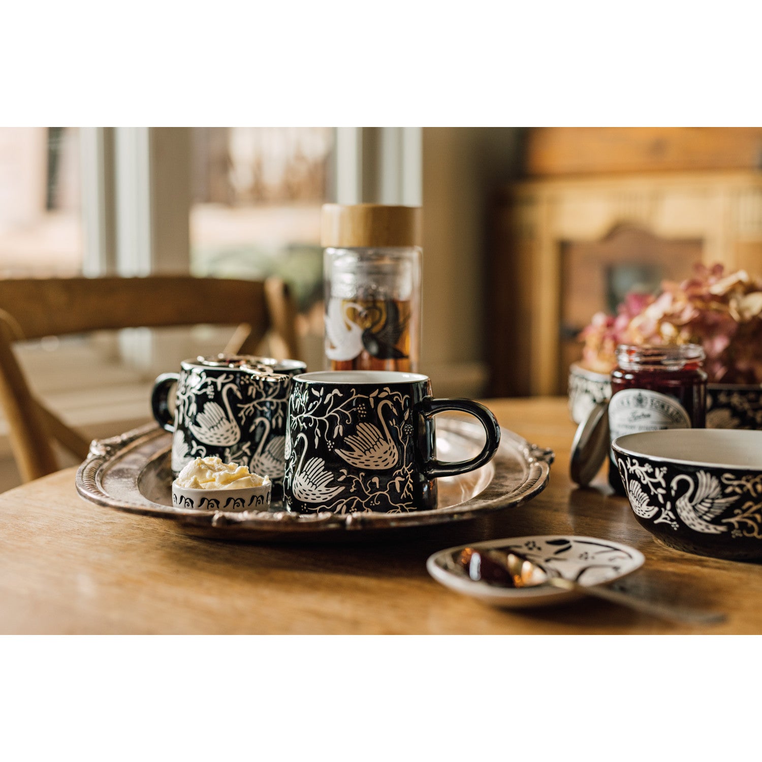 Mug Swan Song