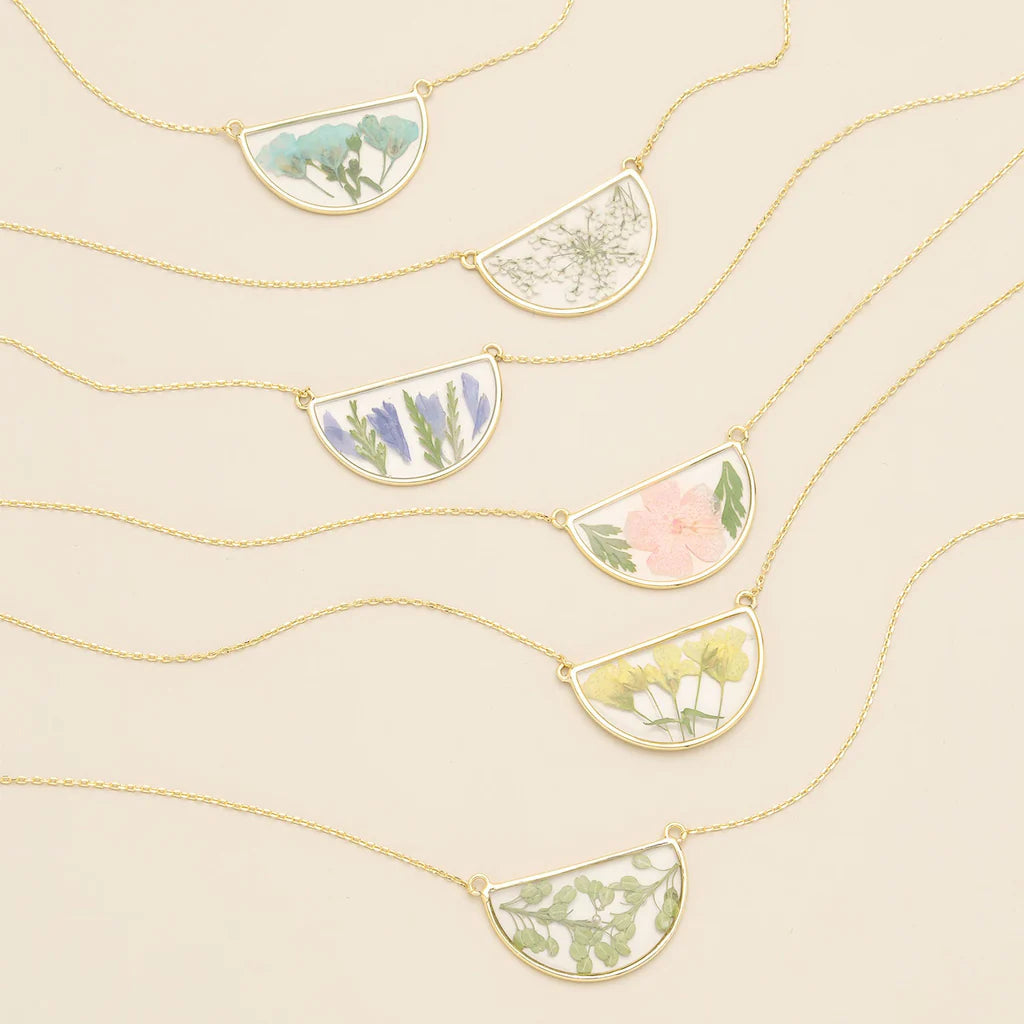 Necklace Pressed Flower