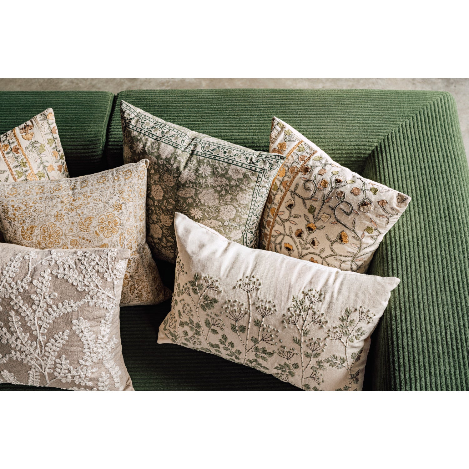 Cushion Branch 18"