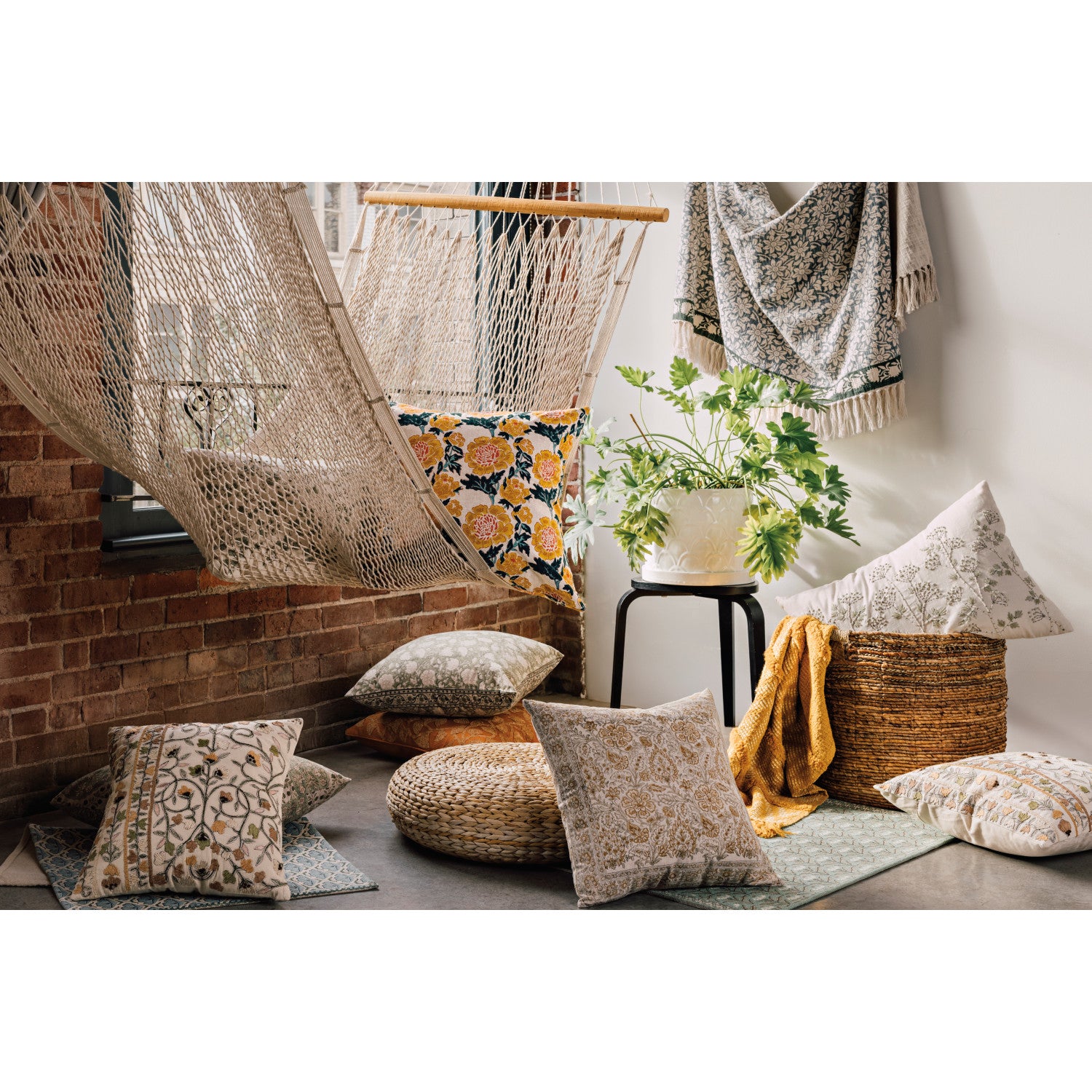 Cushion Yarrow 16x24