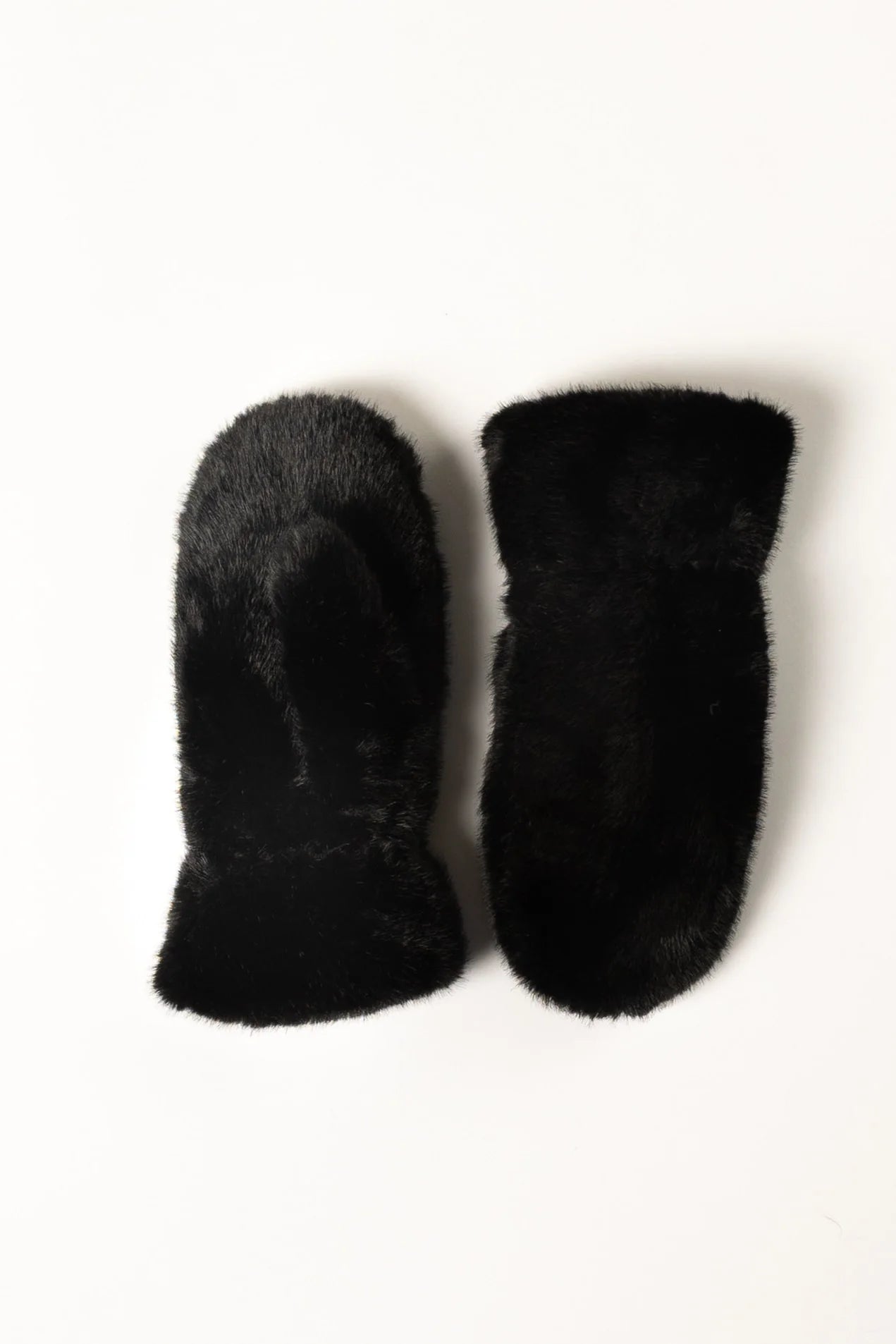 Faux Fur Mittens Lyla + Luxe