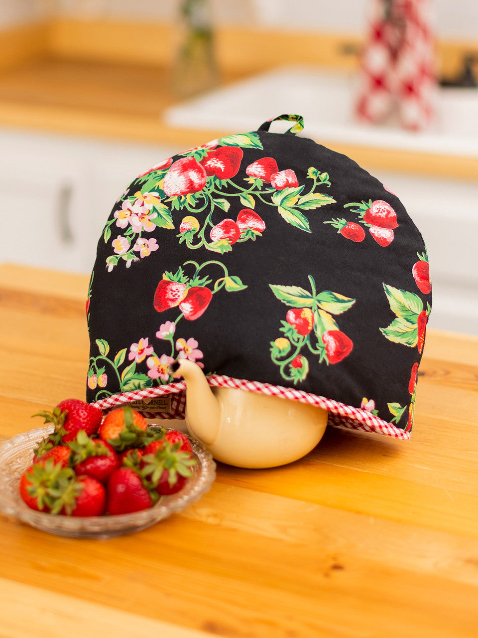 Tea Cozy Strawberry