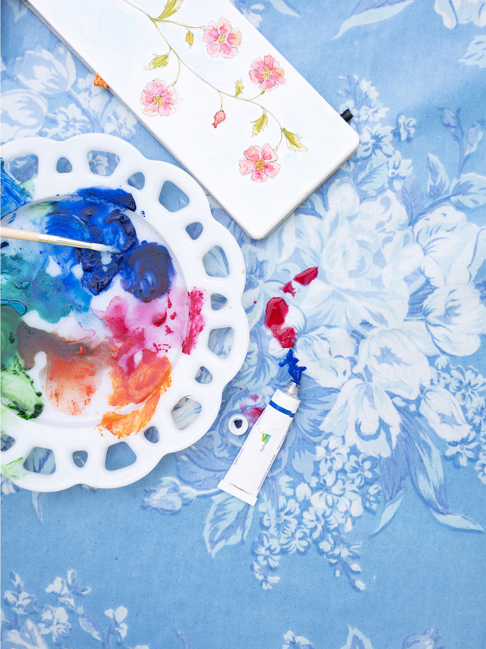 Oilcloth Blanche 52x72